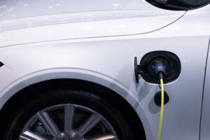 deducción compra vehículo eléctrico